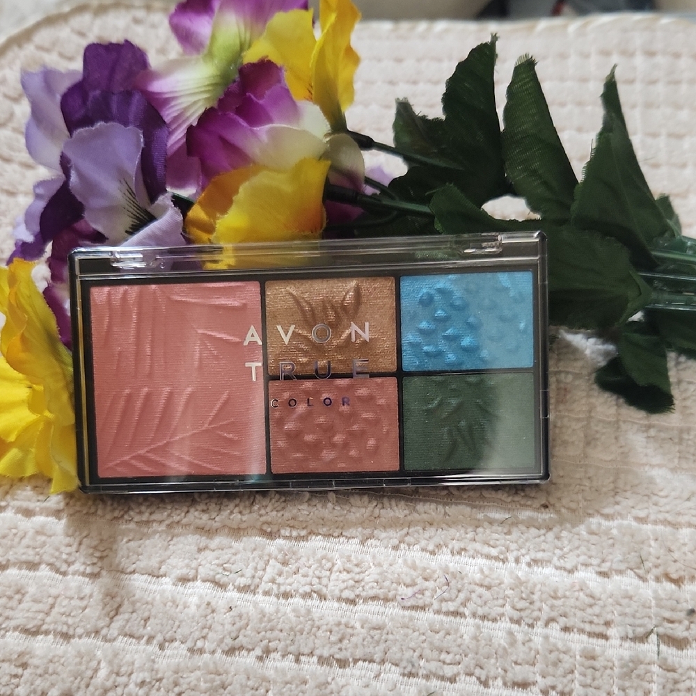 Avon Pink and Gold Eyeshadow Collection